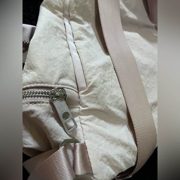 Lululemon City Adventurer Backpack *Mini 12L
Muse - Picture 9 of 12